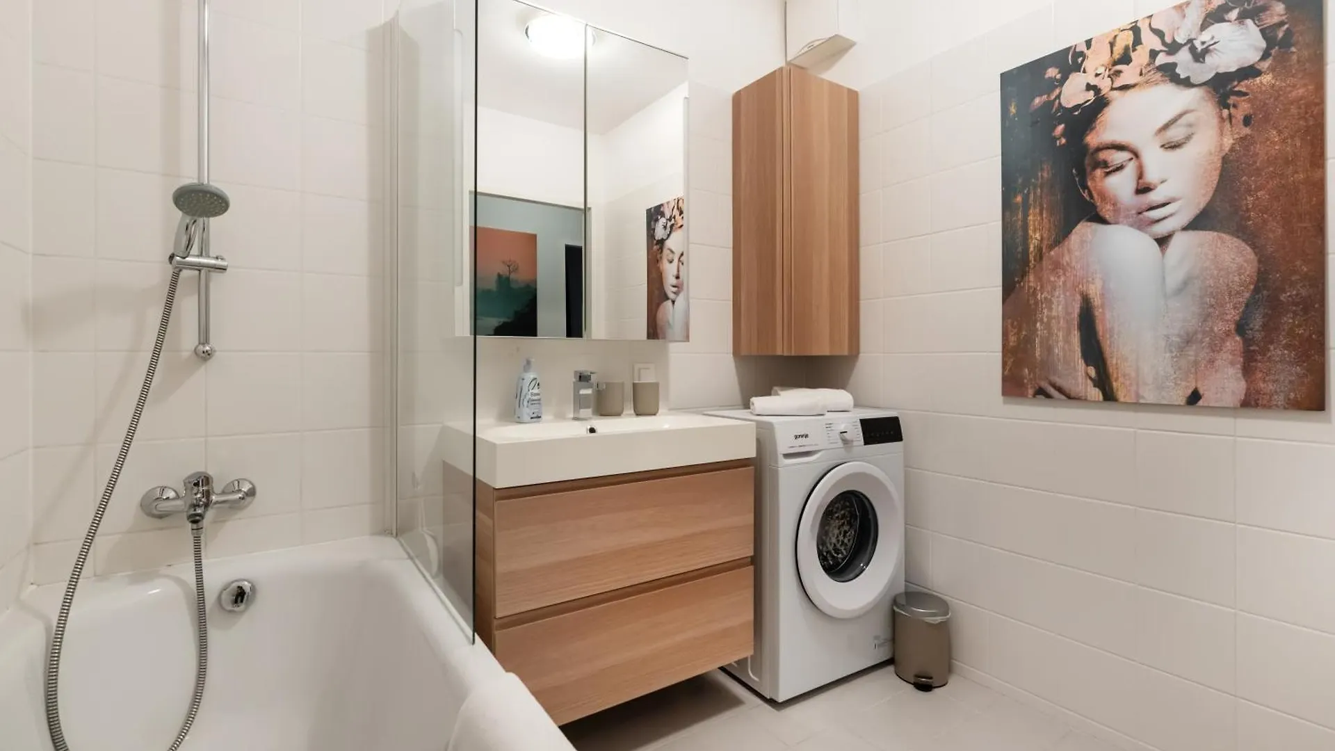 Home Sweet Home - 20 Minuten Ins Zentrum Und Garage Vienna