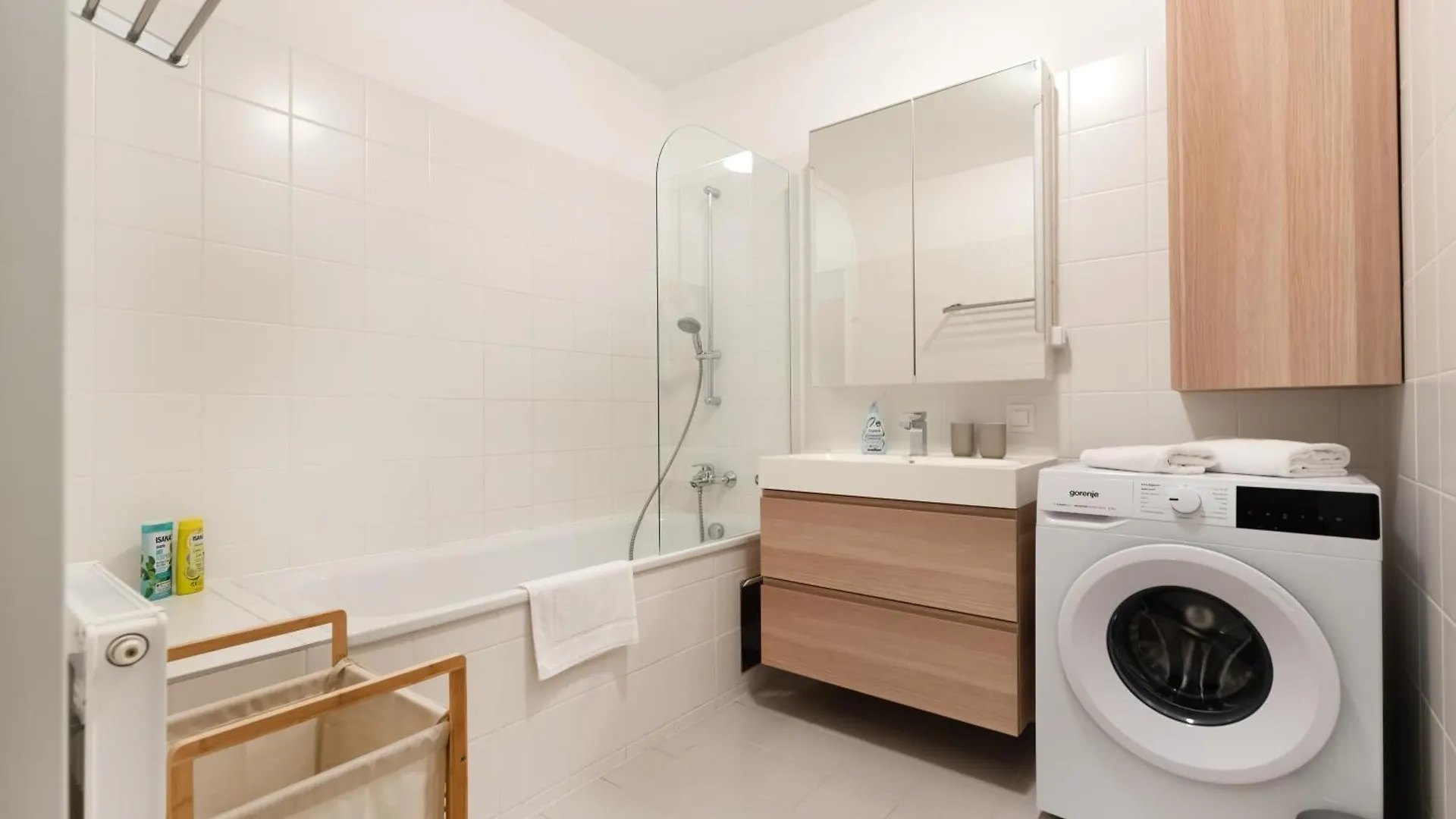 Home Sweet Home - 20 Minuten Ins Zentrum Und Garage Wiedeń